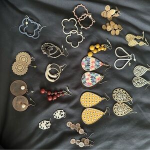 Assorted dangle & teardrop earrings Priced